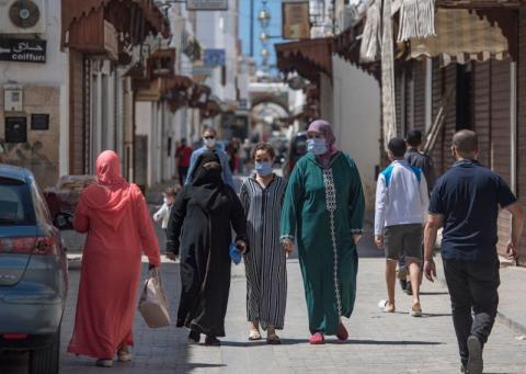عفيف: الوضعية الوبائية متحكم فيها بالمغرب، لكنها مقلقة جدا بفعل تراخي المواطنين - Vimarsana News