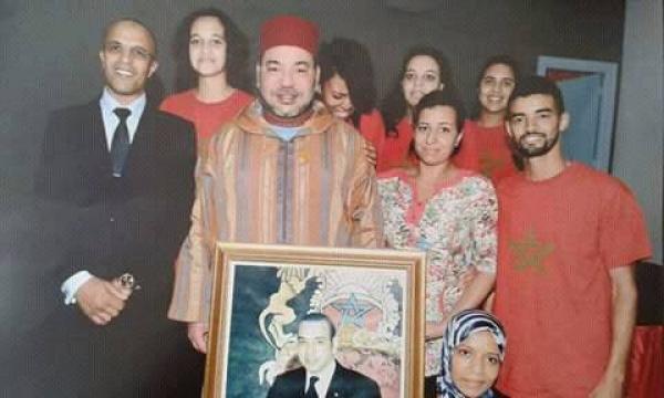 بالفيديو : فرقة للرقص بسلا تخرج عن صمتها و تروي وقائع مثيرة بعد مرور عام على لقائها بالملك محمد السادس