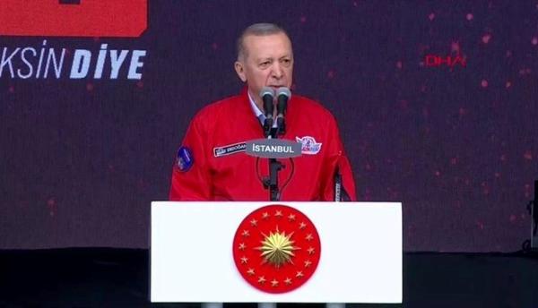 أول ظهور لــ"إردوغان"بعد وعكته الصحية(فيديو)