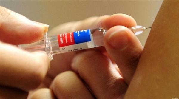 حملة التطعيم ضد كورونا في الهند تتعثر بسبب خلل بتطبيق إلكتروني