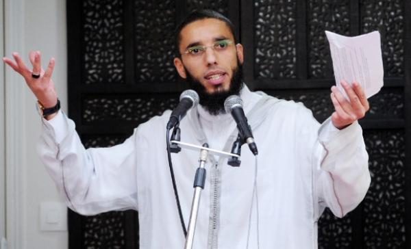 داعش تعلن رسميا عن إهدار دم إمام مغربي شاب مقيم بفرنسا