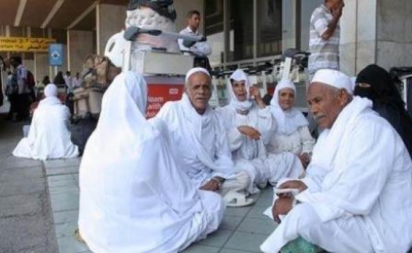 تخوف المغاربة المعتمرين بعد اتساع رقعة فيروس"كورونا" القاتل بالسعودية