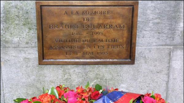 عمدة باريس تحيي ذكرى اغتيال المغربي ابراهيم بوعرام
