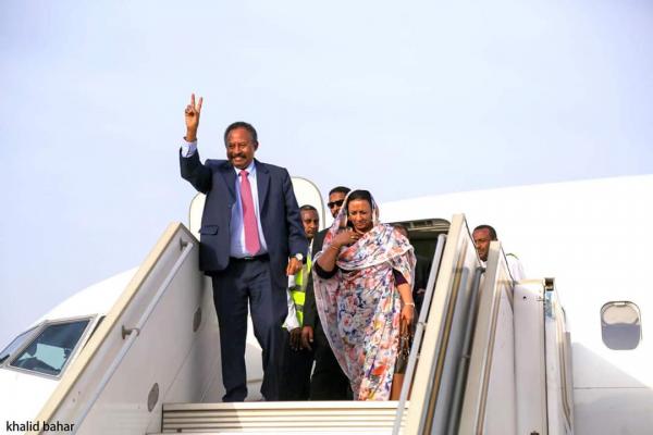 إطلاق سراح رئيس الوزراء السوداني "عبد الله حمدوك" وزوجته