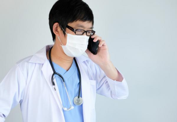 اليابان تتجه نحو تطبيق الكشف الطبي عن بعد
