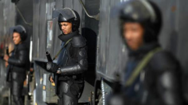 3 قتلى وعشرات المعتقلين في مظاهرات ضد تعديل الدستور في مصر