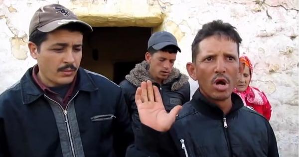 بالفيديو : مقصيون من السكن يصرخون &quot;واش حنا مغاربة ولا ماشي مغاربة&quot;
