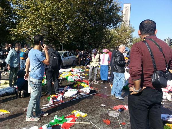تركيا: عشرات القتلى في انفجارين بالقرب من محطة قطارات بأنقرة