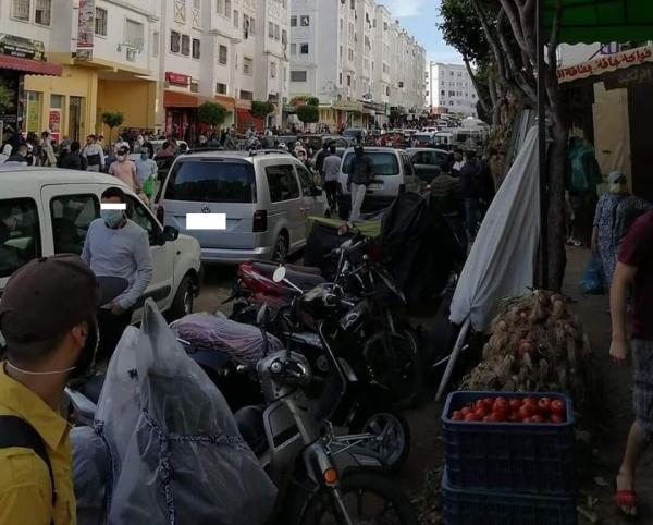 قرار حظر التجوال الليلي يحول حياة المغاربة إلى جحيم لا يطاق والاكتظاظ بالأسواق ينذر بكارثة وشيكة