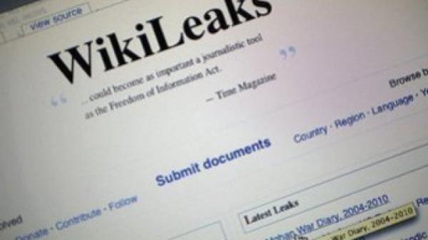 مؤسس ويكيليكس يعتزم نشر مليون وثيقة قبل الانتخابات الأمريكية