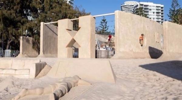 افتتاح أول فندق مصنوع من الرمال في العالم على شاطئ أسترالي