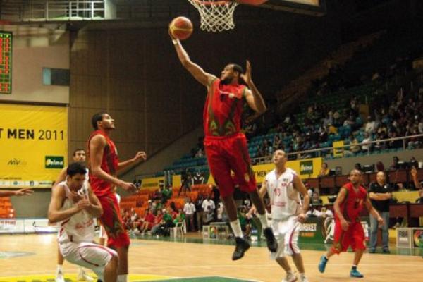 المنتخب المغربي لكرة السلة يواصل الإبهار وينجح في الإطاحة بالفراعنة والوصول لنصف نهاية بطولة إفريقيا