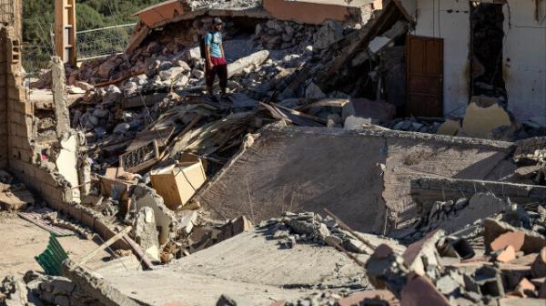 حكاية شاب بقرية "تيخيت" بإقليم شيشاوة فقد 12 شخصا من أقربائه في الزلزال المدمر