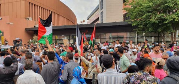 وقفة مراكش التضامنية مع فلسطين كادت تتحول لمسيرة (فيديو)