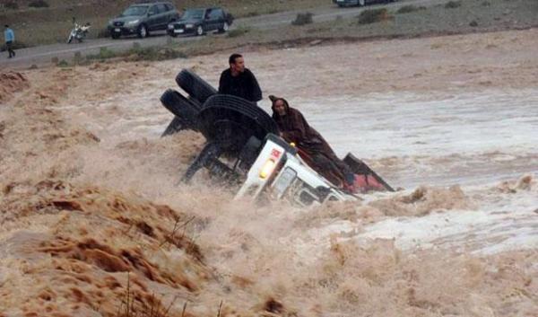 إقليم الحوز: إجلاء ساكنة المناطق المهددة وانقطاع حركة السير على مستوى العديد من الطرق جراء الأمطار الغزيرة