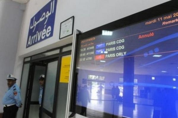 تصرفات غريبة أسقطت أغبى مهربين أجنبيين في قبضة أمن مطار محمد الخامس
