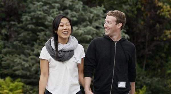 مؤسس فيس بوك وزوجته في انتظار مولدتهما الأولى