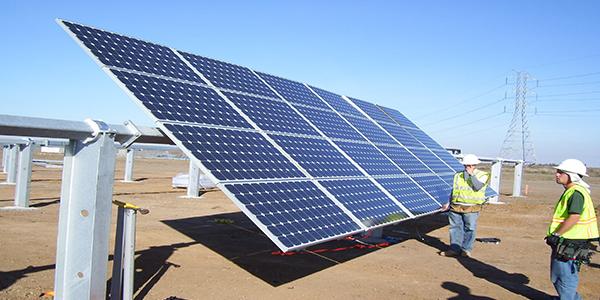 تعبئة 17 مليار درهم لتمويل مشروعي الطاقة الشمسية (نور 2) و (نور 3) يبرز أهميتهما