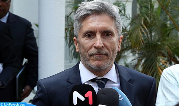 وزير الداخلية الإسباني يكشف موقفه من تجديد اتفاقية الصيد البحري بين المغرب وبروكسل