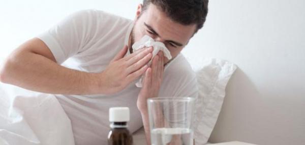 كيف يمكن علاج نزلة البرد في المنزل؟