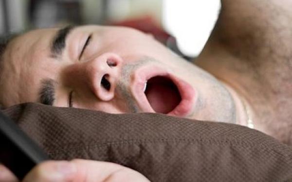 النوم عامل أساسي في علاج البدانة