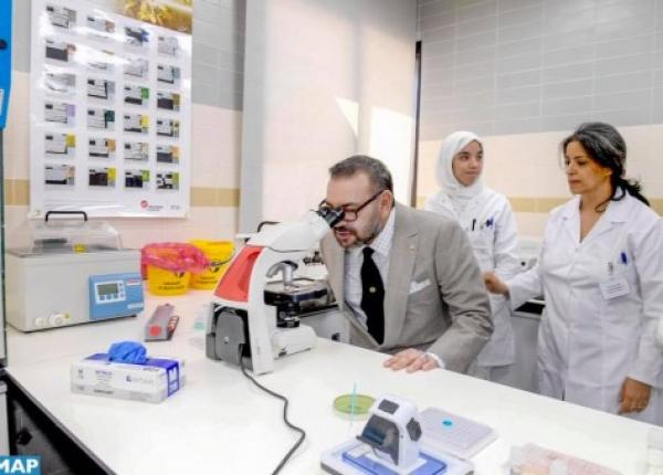 الملك محمد السادس يُدشن بالرباط مركز للفحص بالأشعة والتحاليل الطبية للأمن الوطني