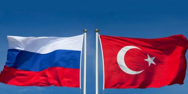 روسيا تفرض تأشيرة دخول على الأتراك إلى أراضيها اعتبارا من بداية 2016