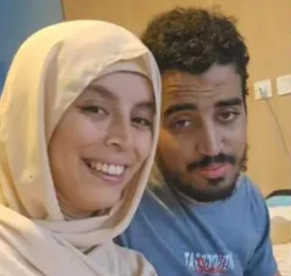 الملك "محمد السادس" يتكفل شخصيا بمصاريف علاج شاب مصاب بسرطان العظام استجابة لنداء زوجته