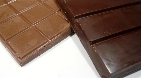 لهذه الأسباب الشوكولا الداكنة أفضل الحلويات