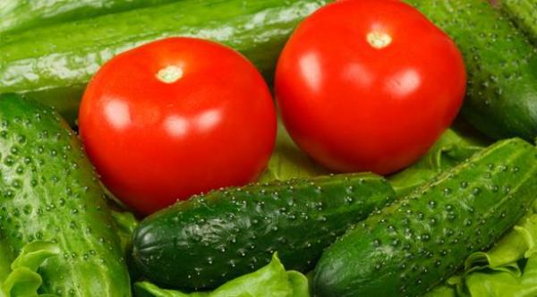 كيف تفقد الوزن الزائد بواسطة الطماطم والخيار؟