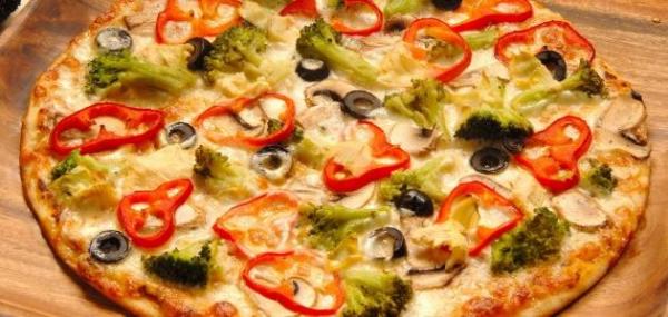 بيتزا صحية بالخضر
