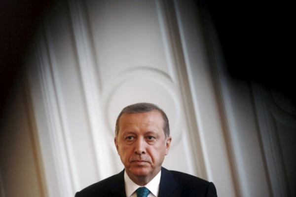 أردوغان ينتقم من صحفي أمريكي انتقده في يناير المنصرم
