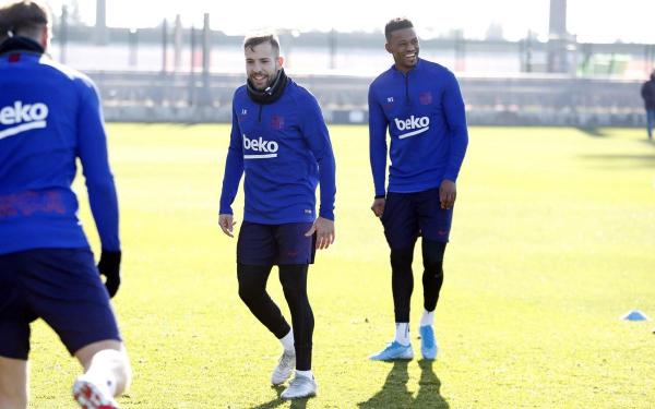 عودة ألبا و سميدو للتدريب مع برشلونة