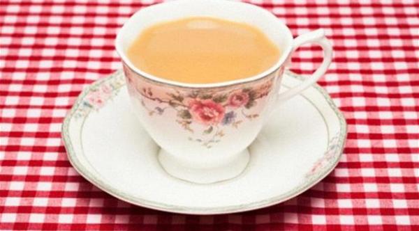 دراسة: 3 أكواب شاي يومياً تحمي من الكسور بنسبة 30%