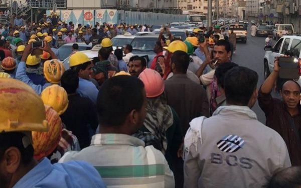 السلطات السعودية تجلد عشرات العمال الاجانب لاحتجاجهم على تأخر أجورهم