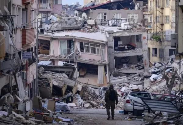 "ناصر بوريطة" يُقدم تفاصيل جديدة تخصّ حصيلة وفيات المغاربة في تركيا جراء الزلزال المدمر