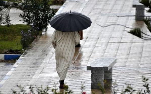 تساقطات مطرية جديدة منتظرة غدا الثلاثاء بعدد من مناطق المملكة