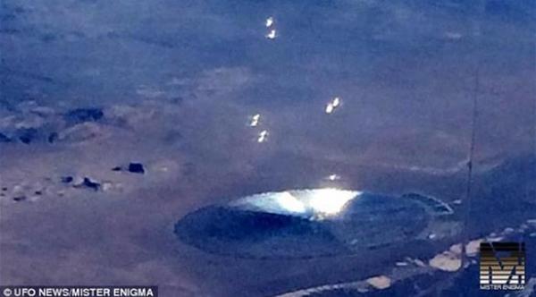 بالصور: مسافر يرصد صحناً فضائياً قرب المنطقة 51