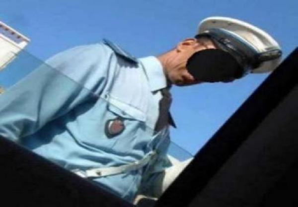 شرطة المرور المغربية في حلة صارمة ، اعتقال 5 أشخاص  بالدار البيضاء بتهمة محاولة الإرشاء