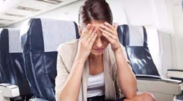 علاجات طبيعية تشعرك بالراحة أثناء السفر بالطائرة