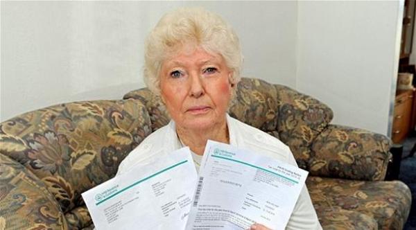 مسنة تتلقى رسالة من الضرائب تطالب برسوم وفاتها