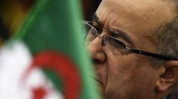 تعديل حكومي بالجزائر ينهي مهام "رمطان لعمامرة" على رأس وزارة الخارجية
