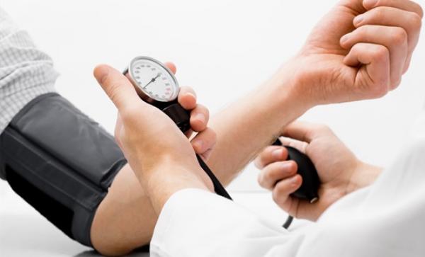 5 أسباب لتقلبات ضغط الدم