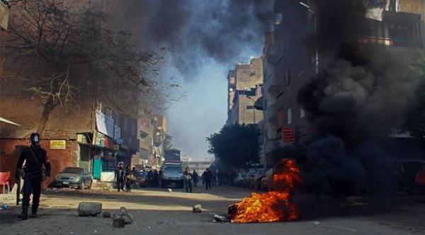 مصرع رجل أمن وإصابة أربعة آخرين في انفجار أمام محكمة مصر الجديدة بالقاهرة