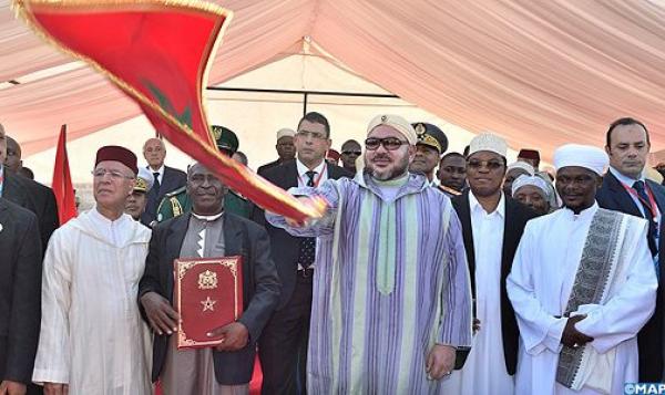 الملك محمد السادس يساهم في بناء أكبر ملعب كرة قدم بتنزانيا