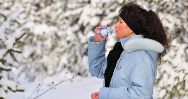 انتبه: اياك ونسيان شرب الماء خلال فصل الشتاء