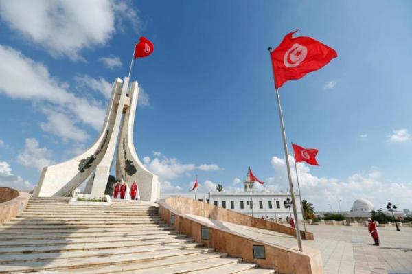 حظر التجول في جميع الولايات التونسية ابتداء من يوم غد الثلاثاء