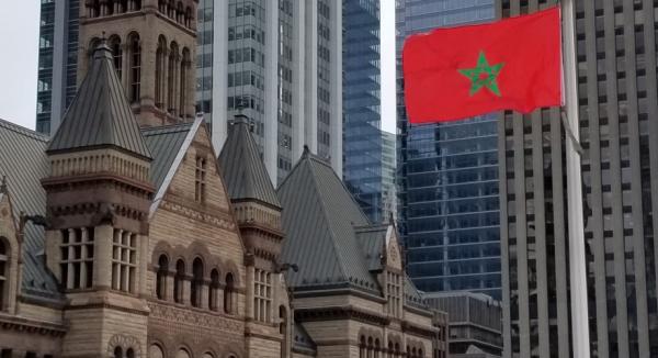 العلم المغربي يزين مبنيي برلمان أونتاريو وبلدية تورونتو