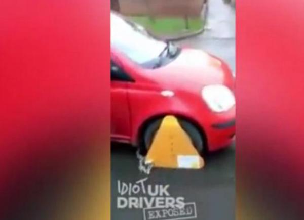 بالفيديو: احتجزت سيارته بسبب الضرائب فقام بتحطيمها