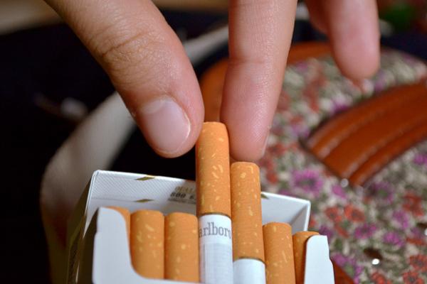 خبر سيء للمدخنين: زيادة في ثمن السجائر انطلاقا من يناير 2015